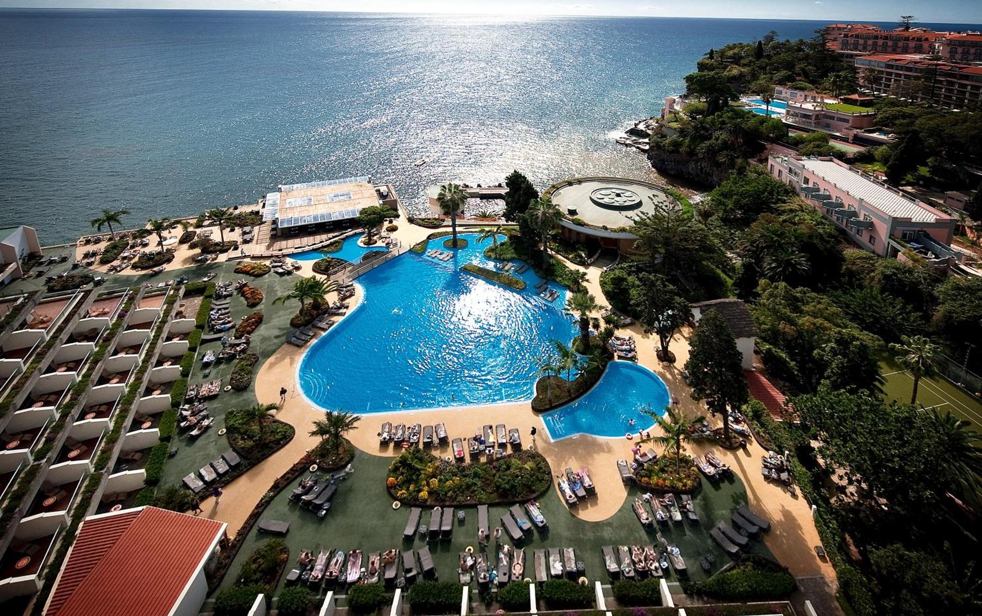 Hotel Pestana Carlton Madeira Ocean 5*